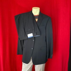 NWT TOMMY HILFIGER black suit 44L
